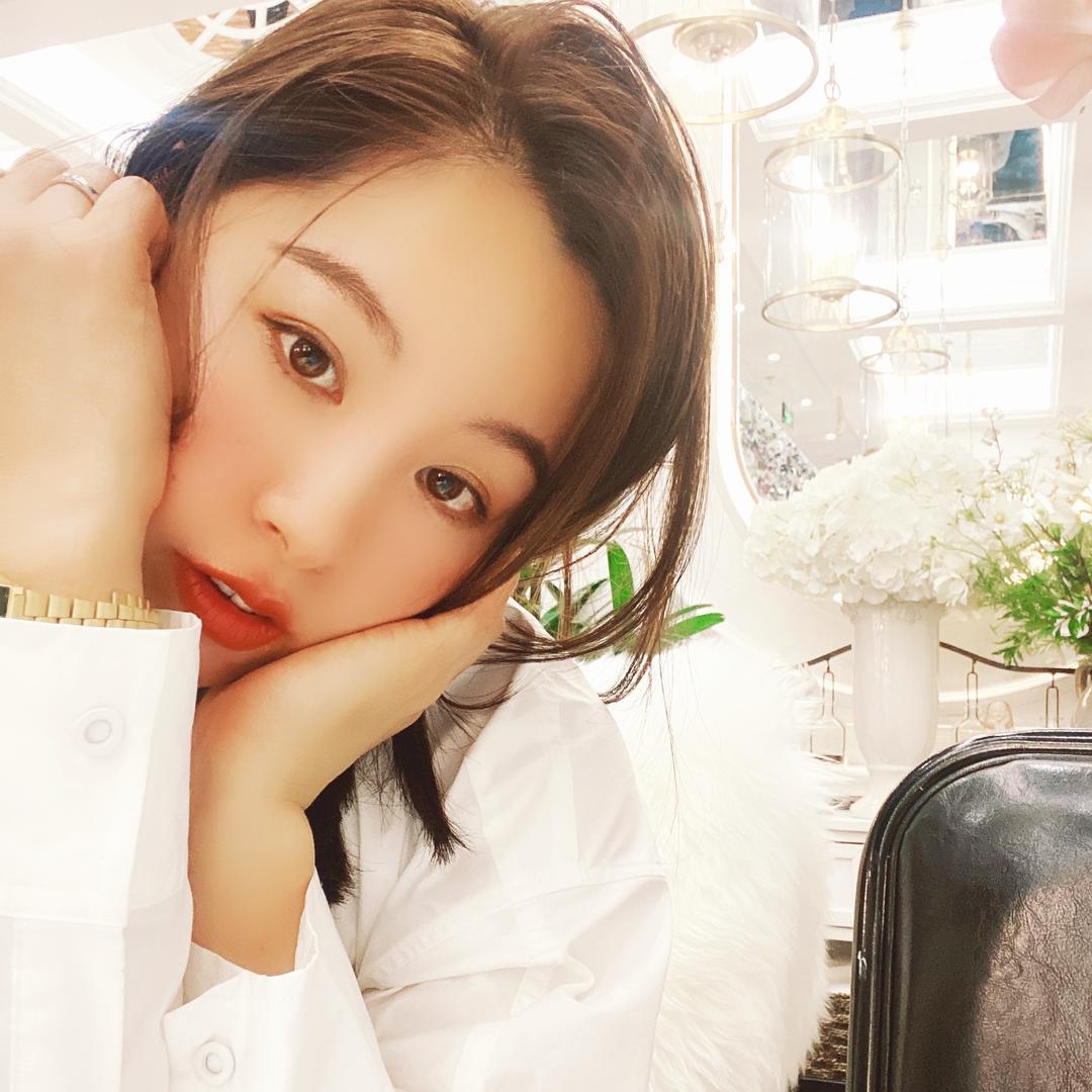 光辉老麻面馆·周小瑜