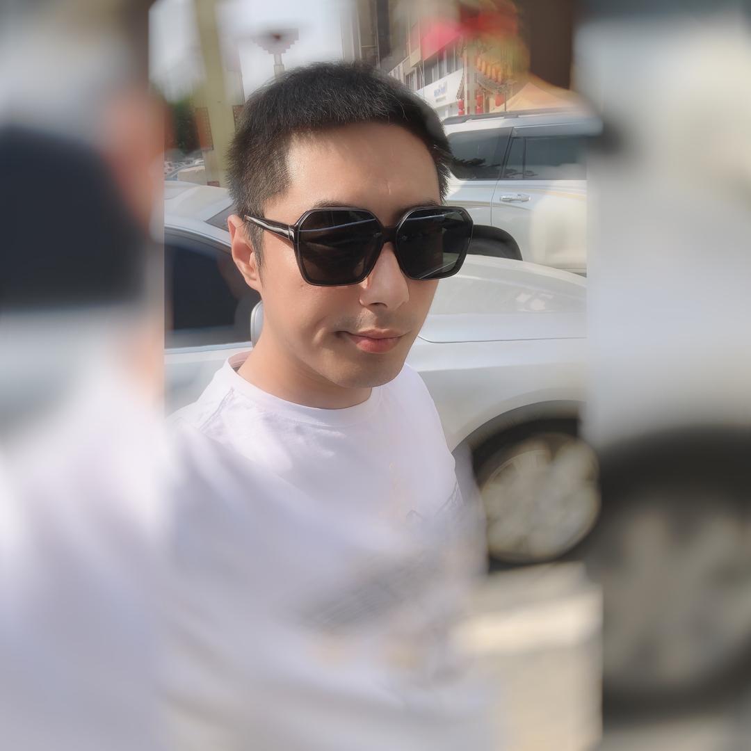 ✨ ᥫᩣ是小栋呀💫"