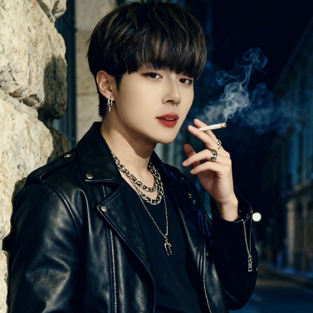 ↘️下一站🚃烟草味