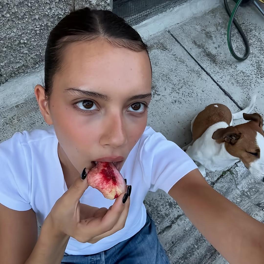 㕝.