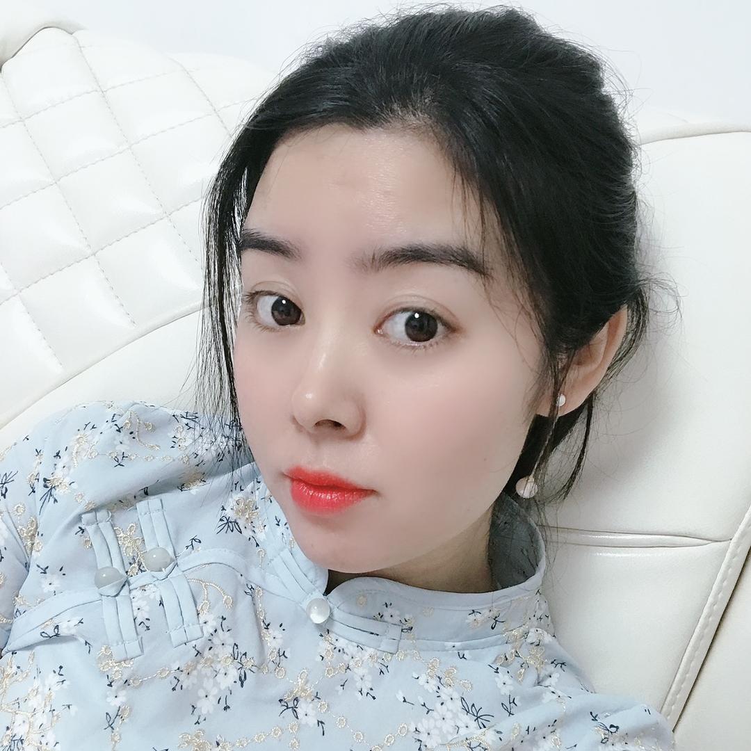 彩妹纸