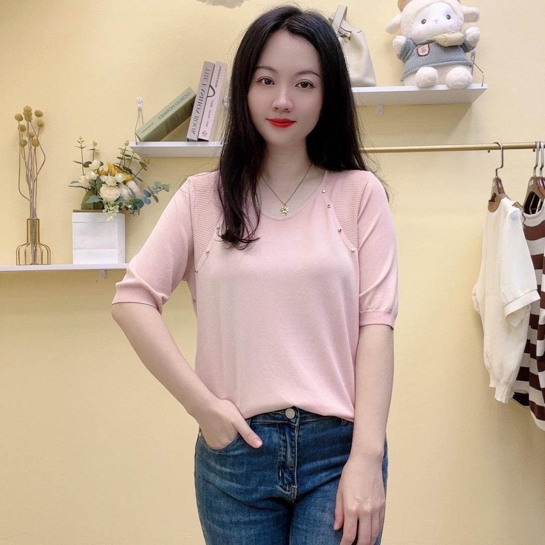 阳光丸子女装直播间