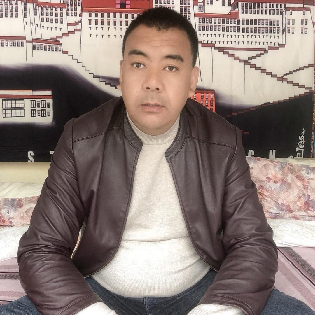 成都康巴好兄弟二手车销售经营部