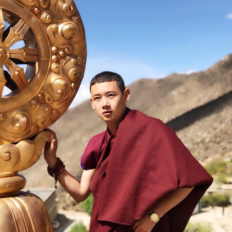 ༼གྲྭ༽闲僧