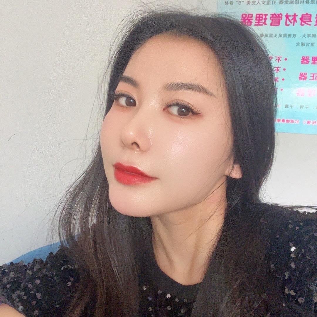 丹妮👄