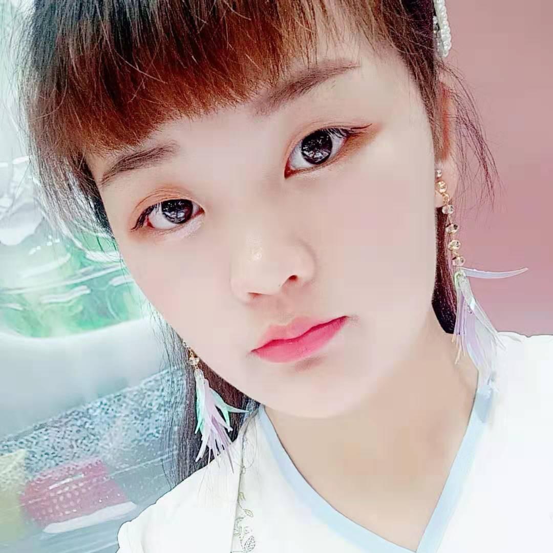 菇凉，小芳が