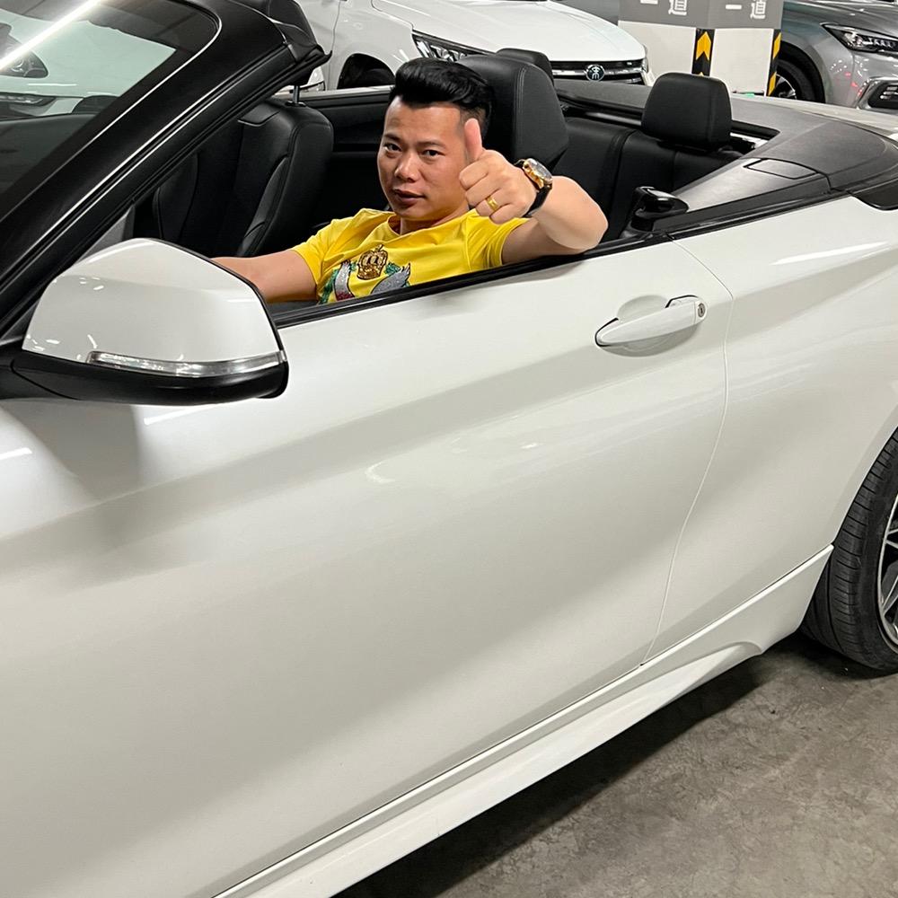 V8 汽车销售(半价车)