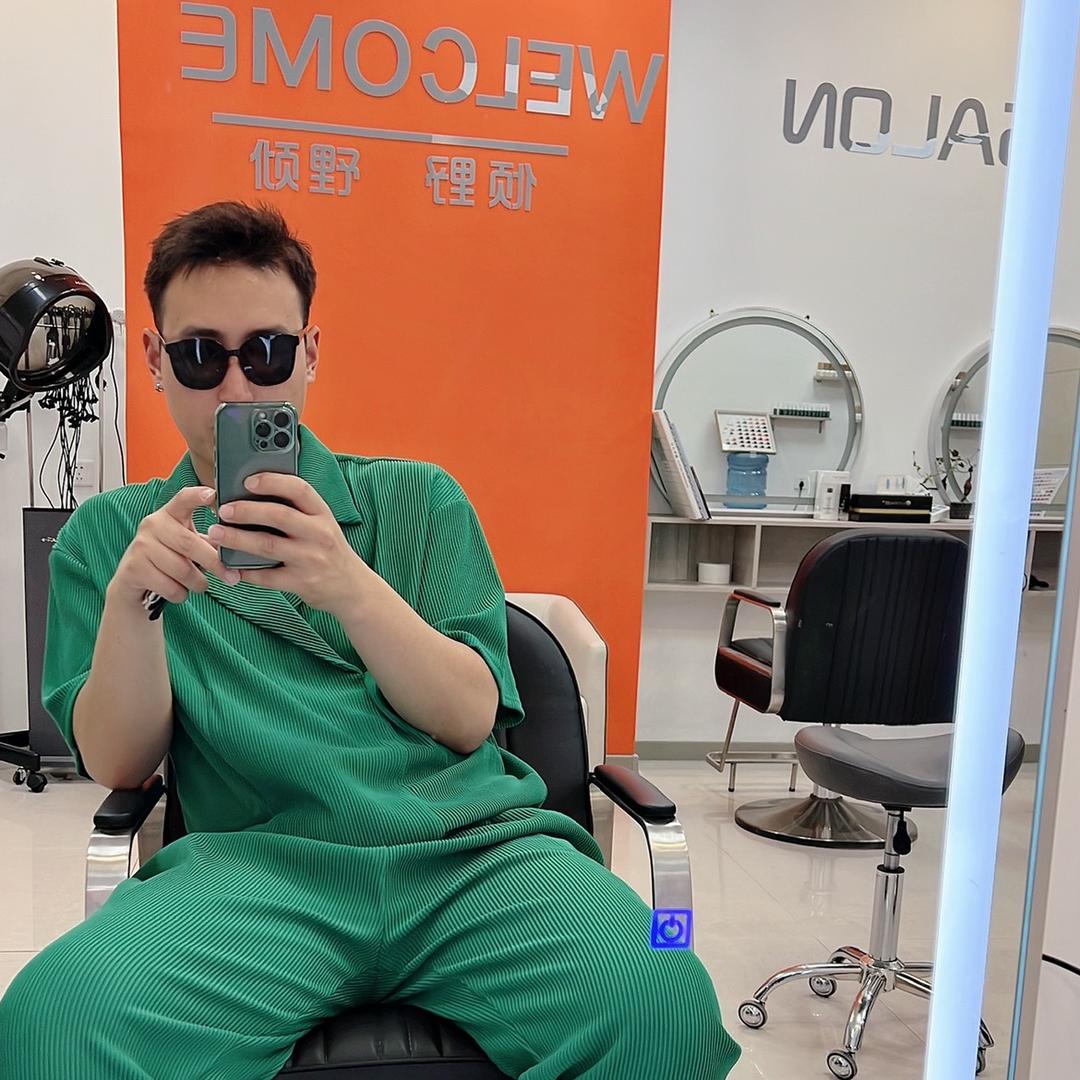 倾野烫染造型设计空间官方号