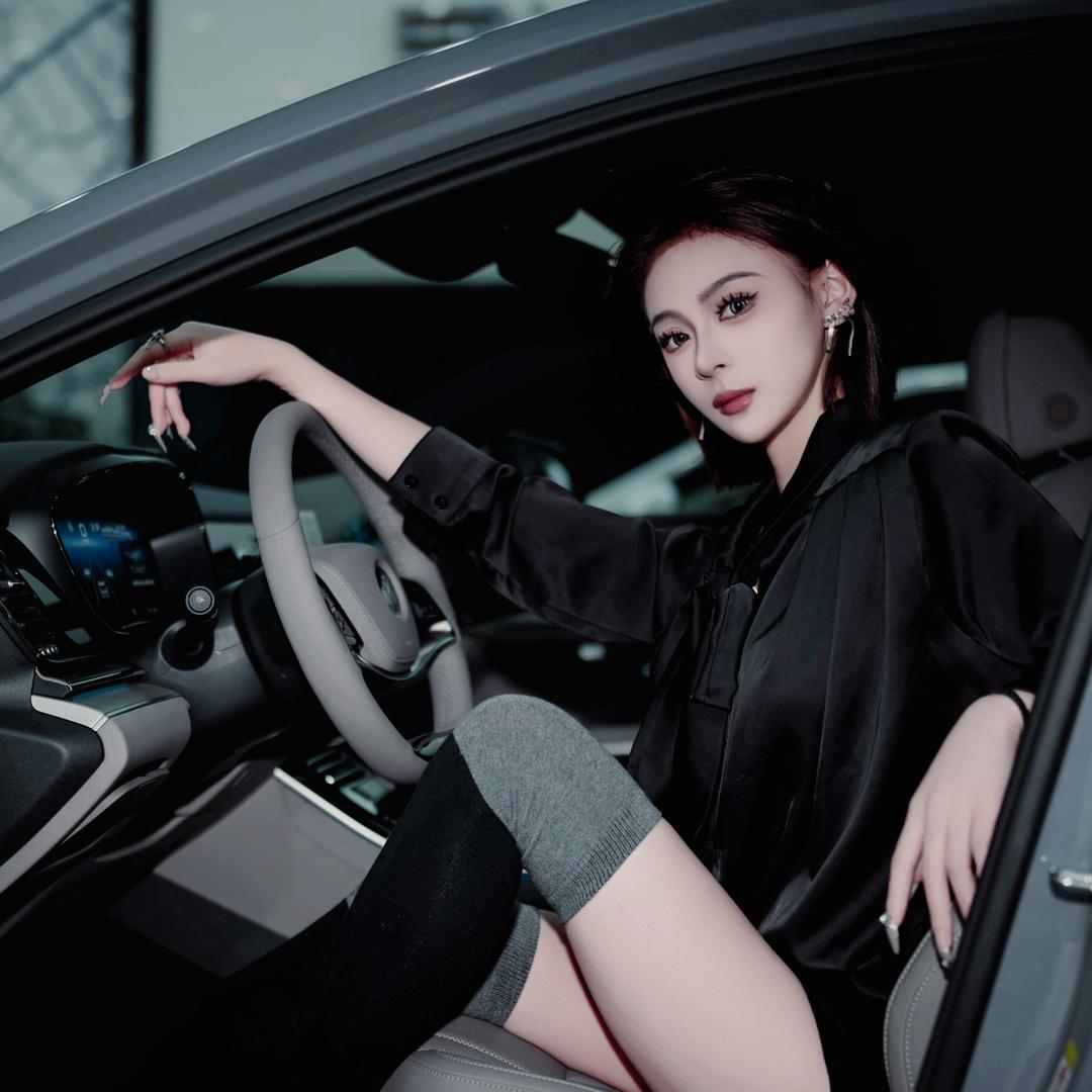 福利比亚迪汽车-瑶瑶