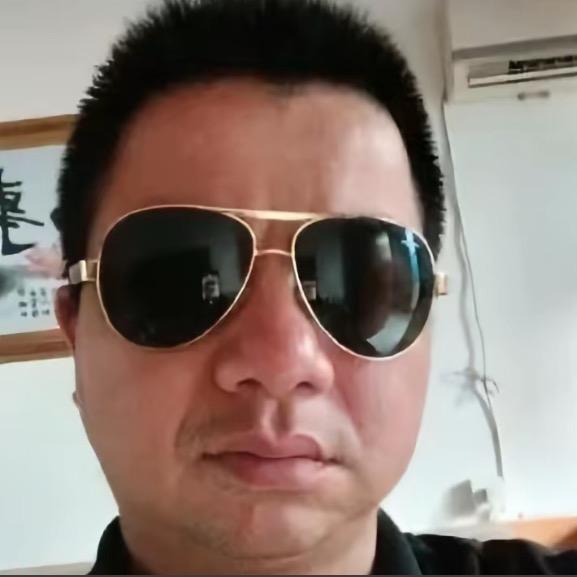 A专业套狗王德发