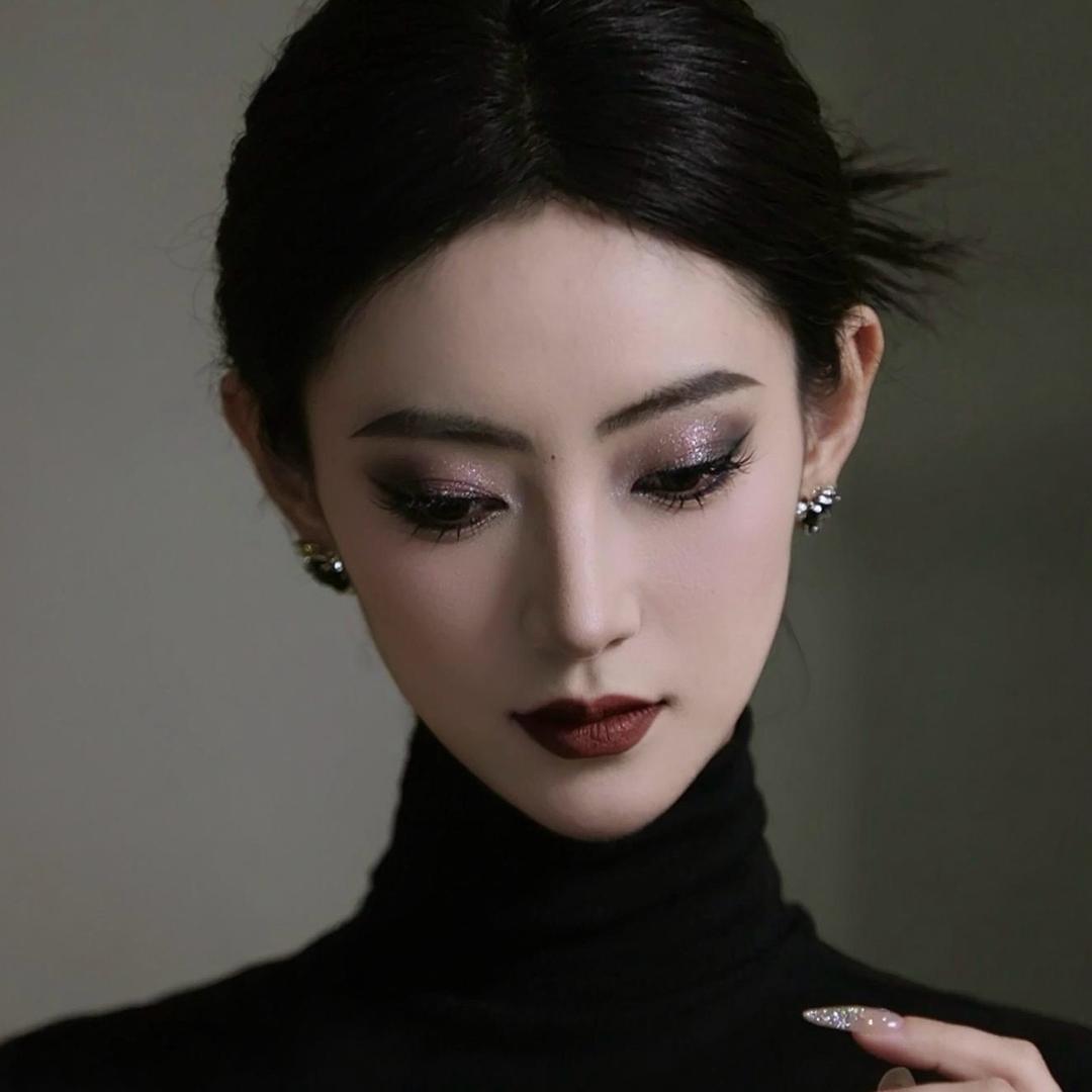 多愁善感林黛玉