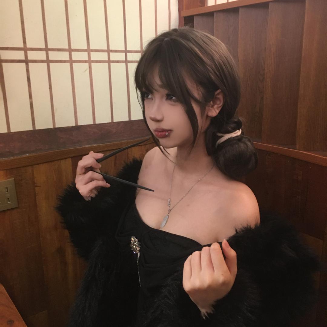 魅力无限大蟑螂