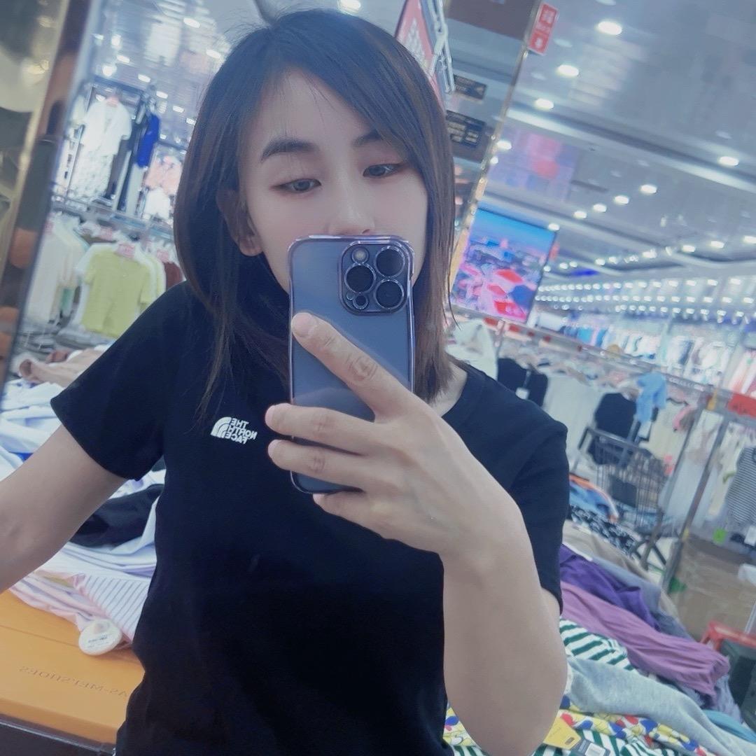 欣开大鞋服商场-婷婷