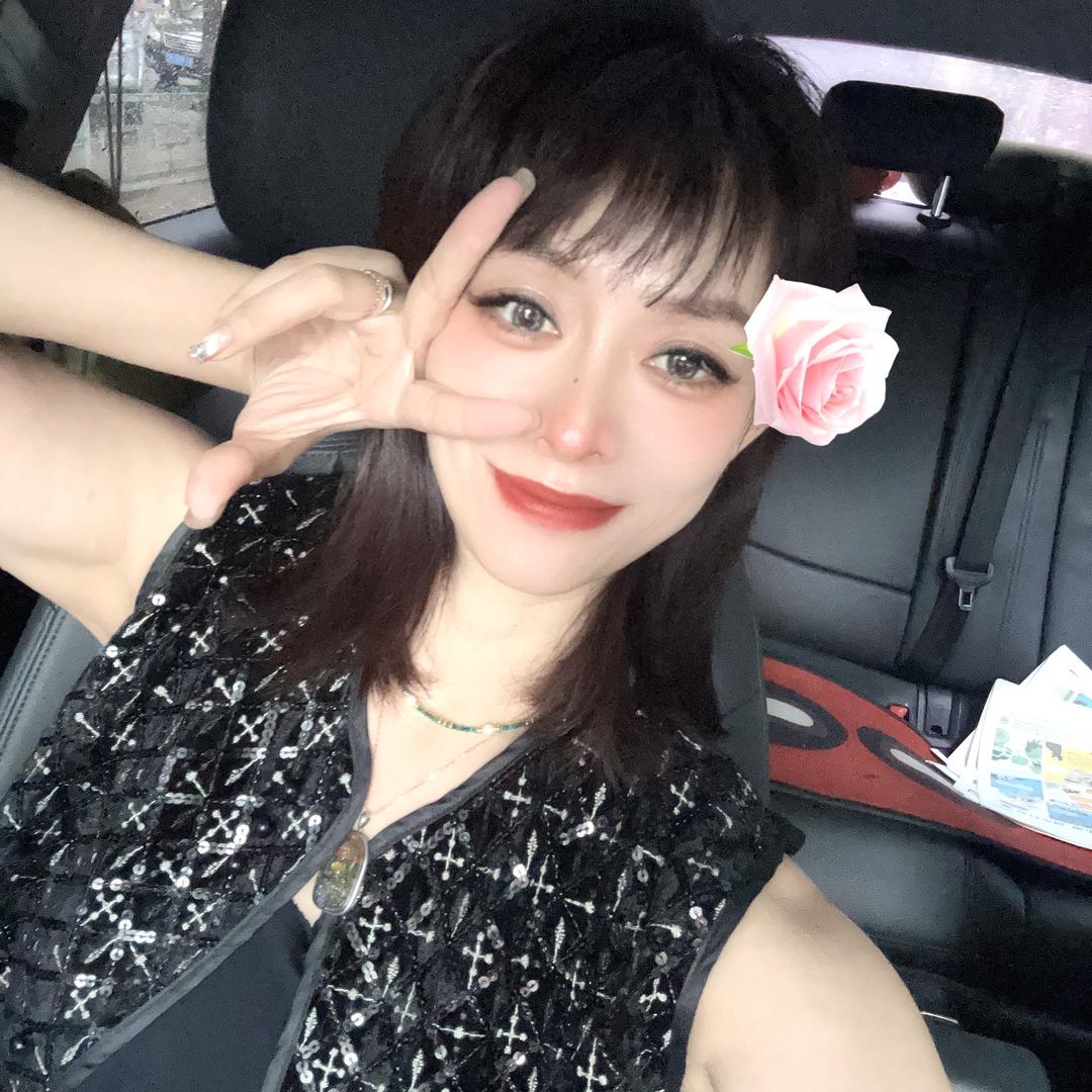 李～