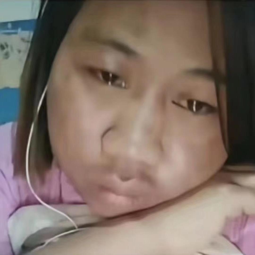 爱喝珠珠的猪猪女孩🐷
