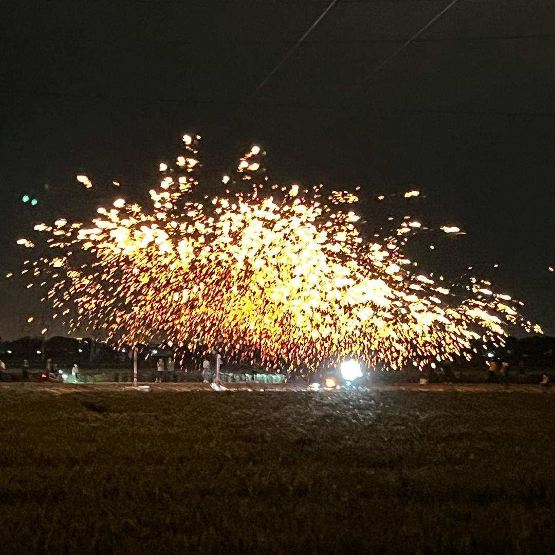 蓝雨掀起星河