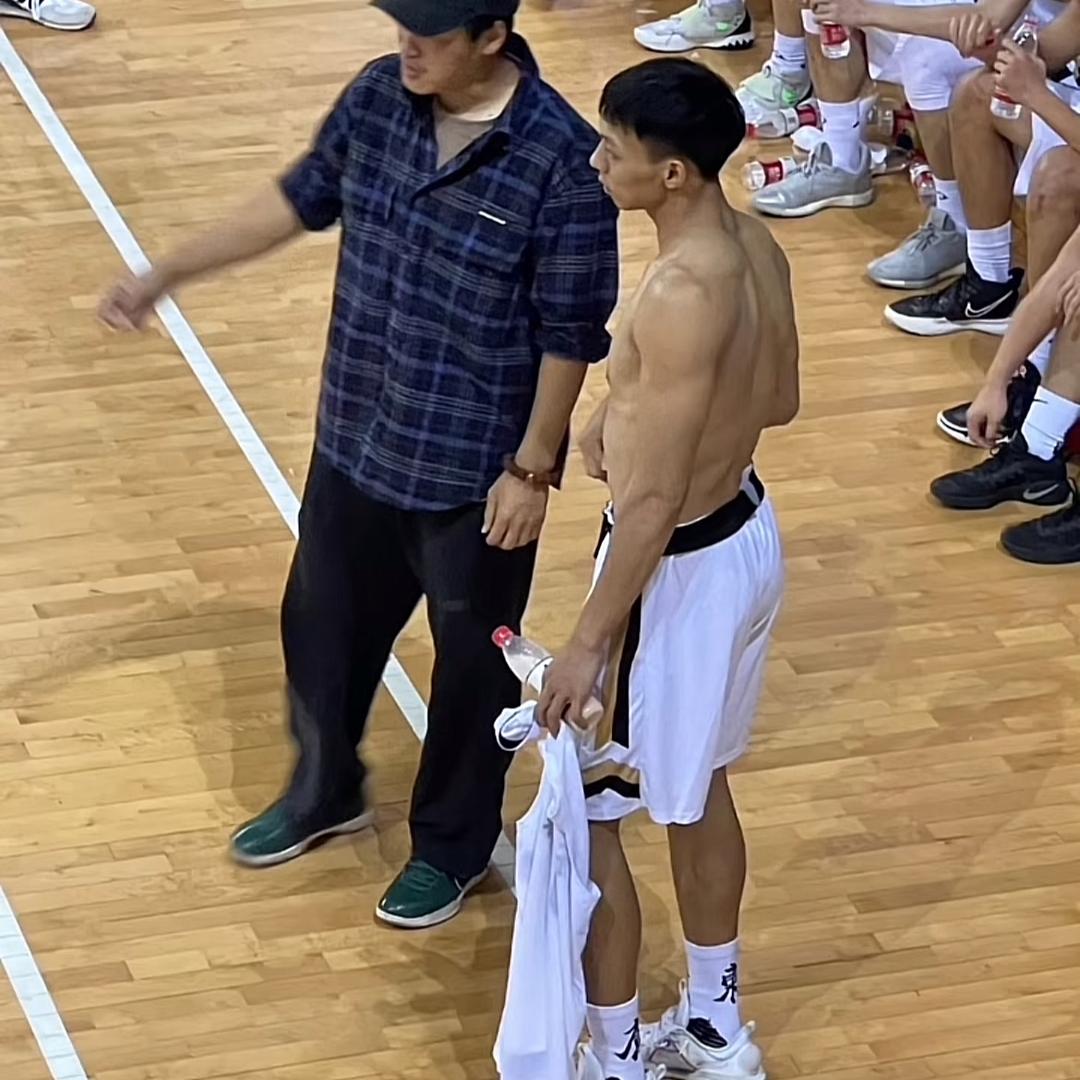 阿诺不是阿诺