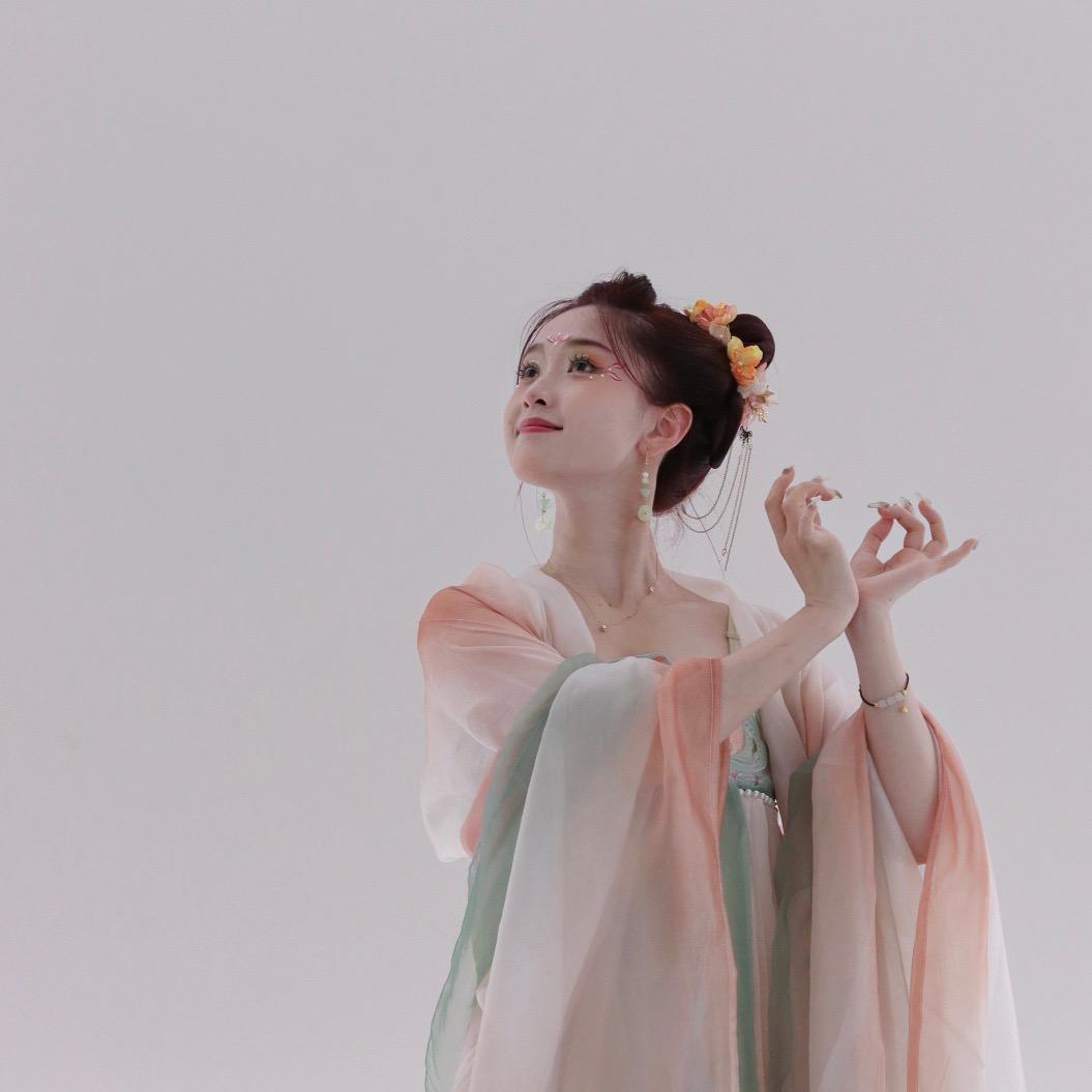 千寻舞蹈 莹莹