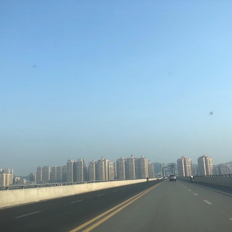 @鸿飞二手车