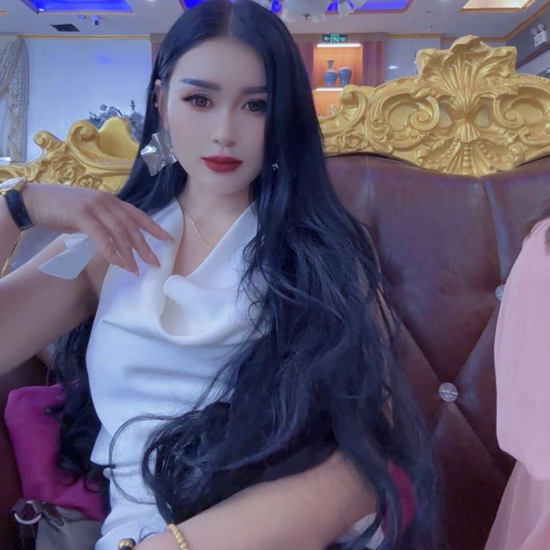 JIANG艾