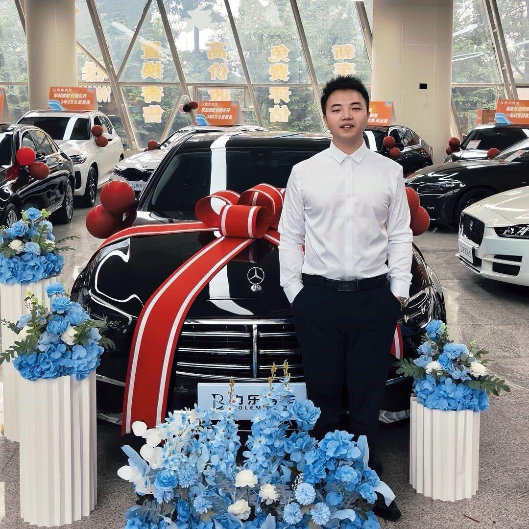 宜宾伯乐名车-华筠