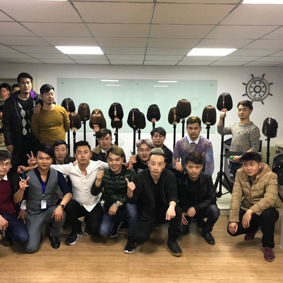 河北托尼盖美发学校