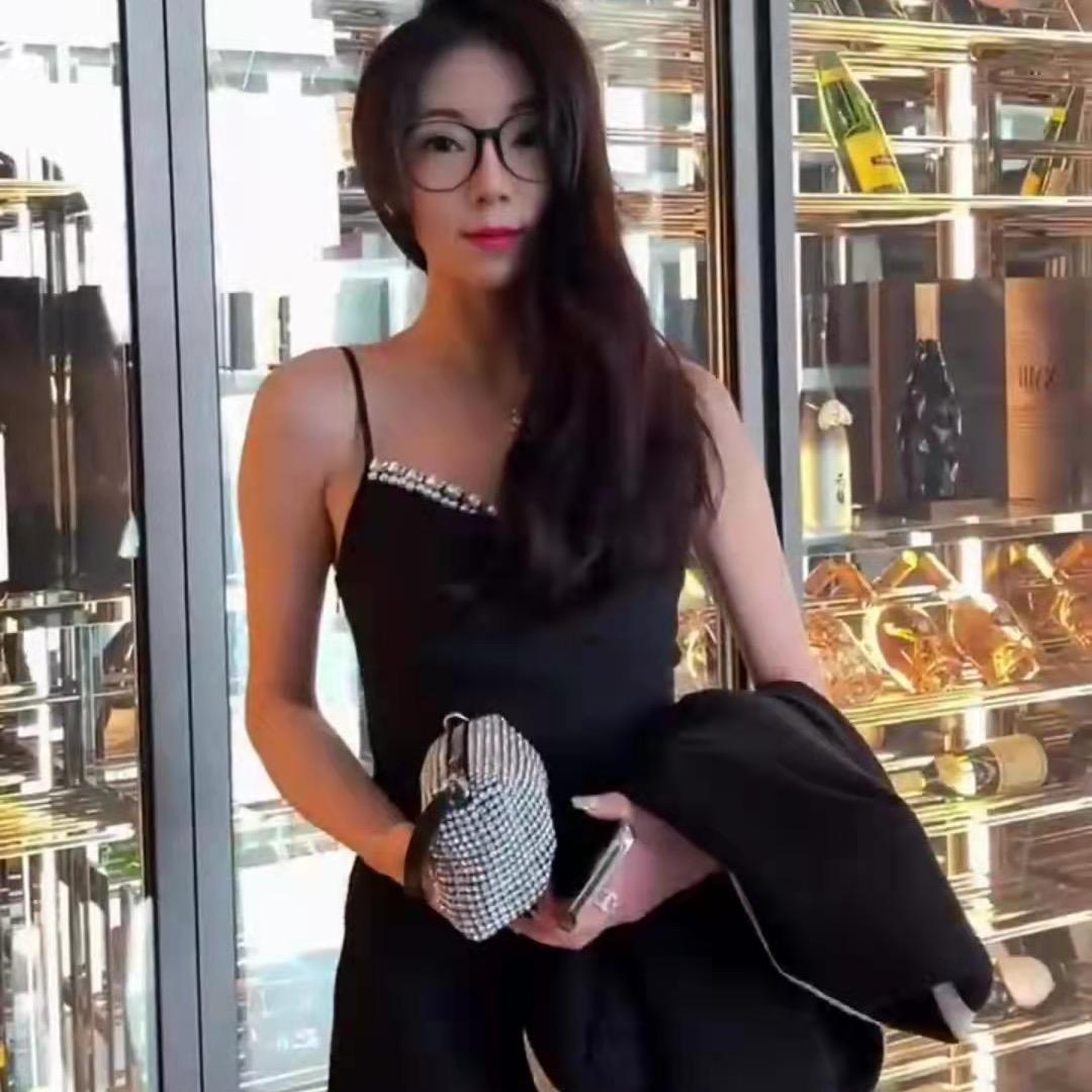 小辣椒菲菲219