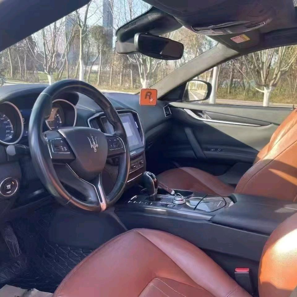 小李玩老车改新车