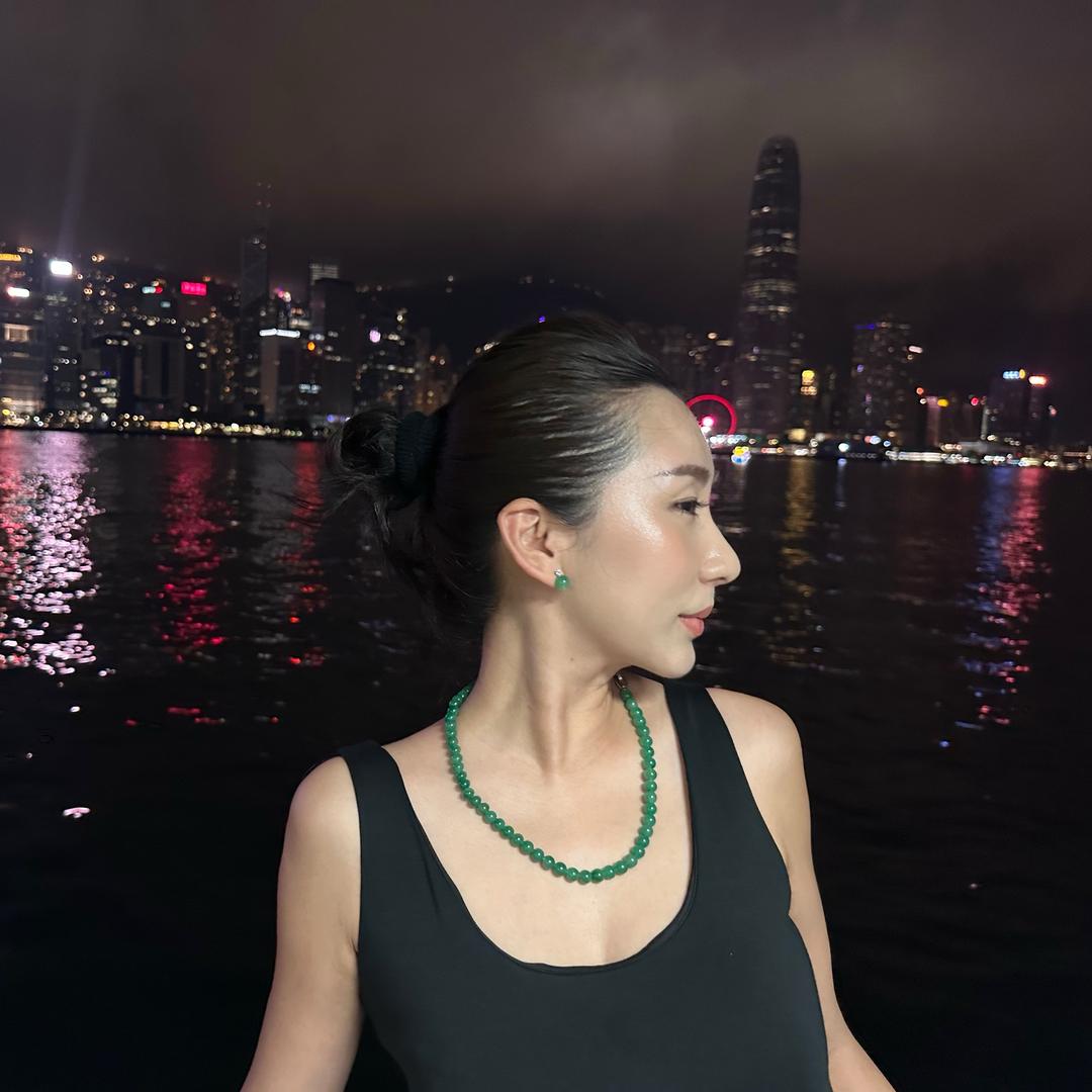 精莹时尚精品服装店