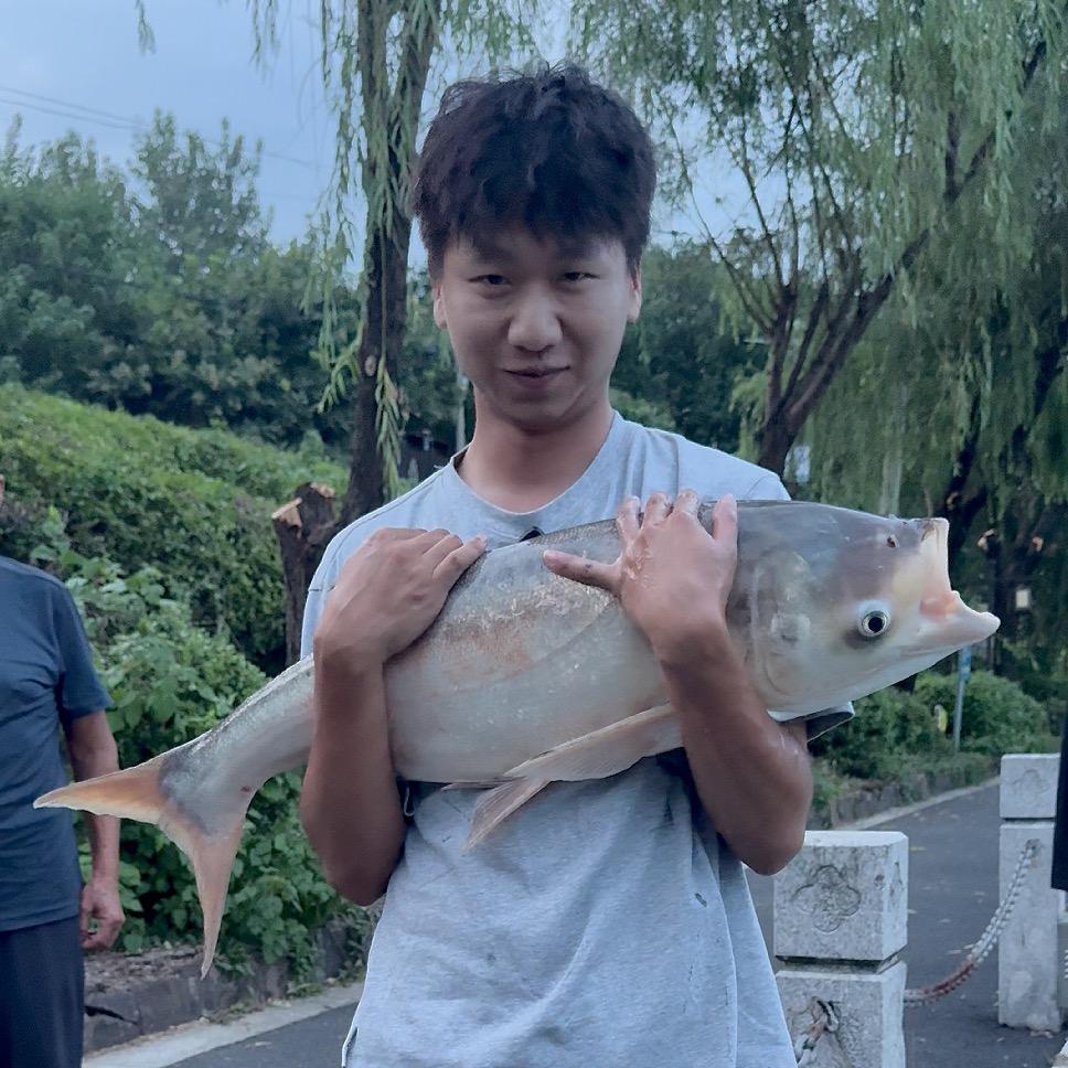 Kiki爱钓鱼