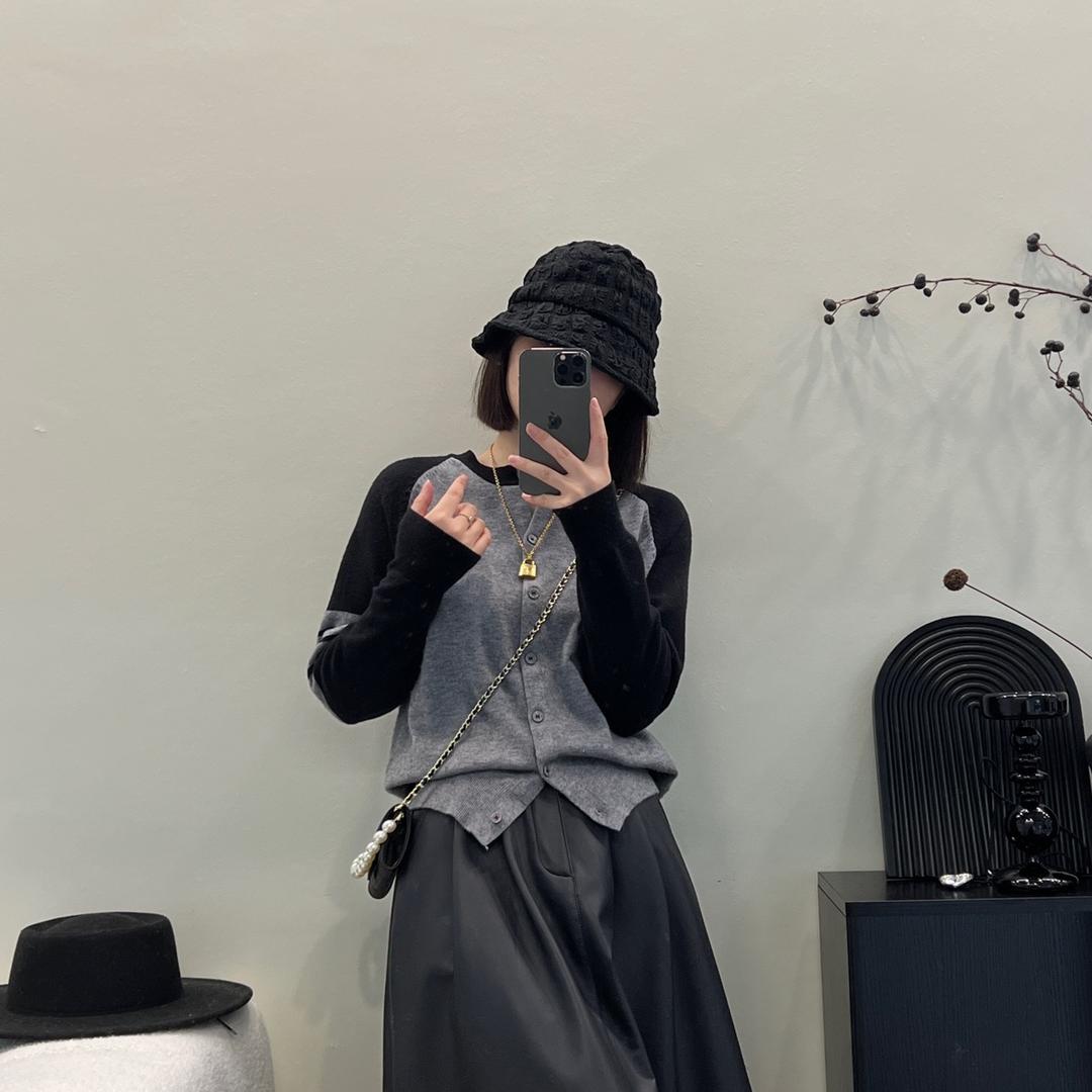 阿依莫服饰