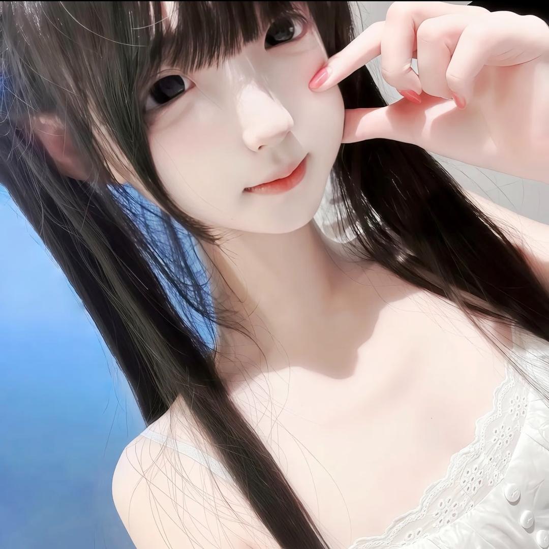 小郁.
