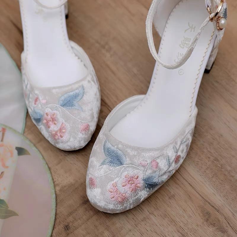 天赐绣 手工女鞋