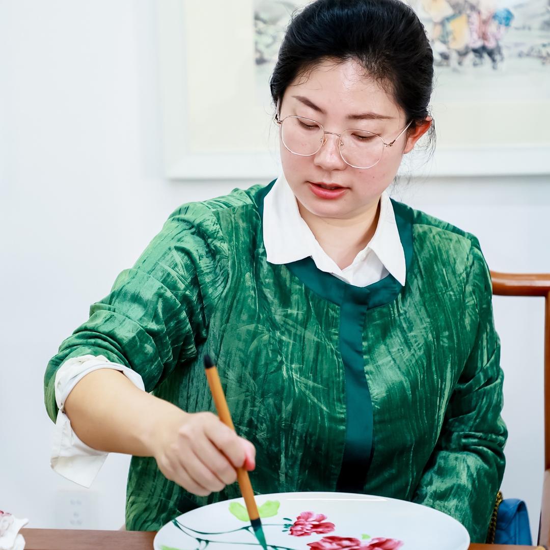 万慧芬艺术陶瓷