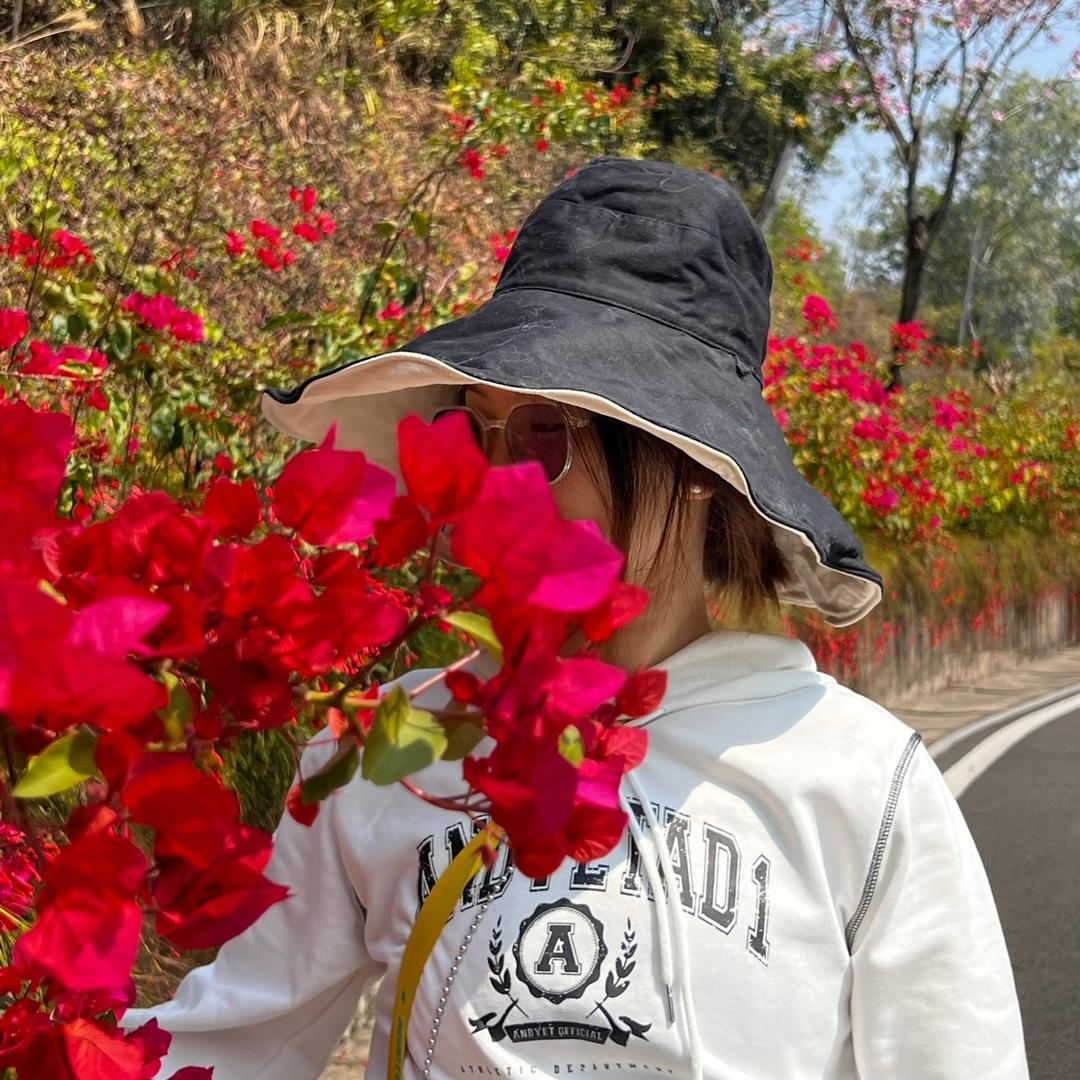 溢彩电子室外彩灯厂家