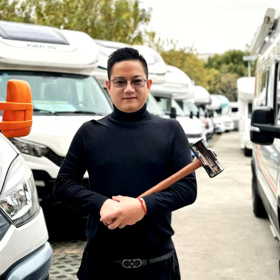 南京云迹房车～王大锤（全国收二手房车）