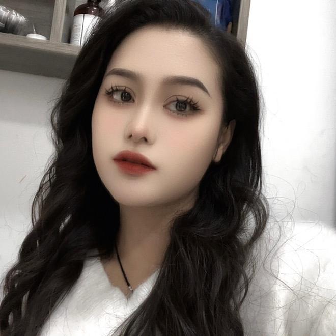 创意名妆娜娜