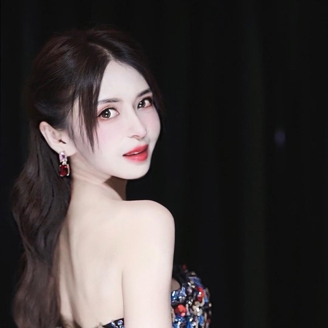 绯红 🔱