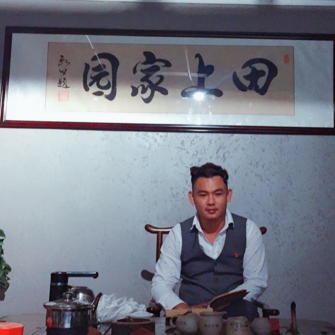 风情国际旅游集团-周应涛