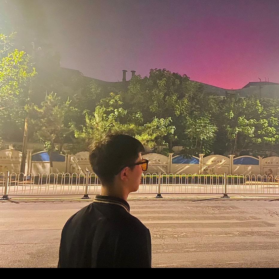 多次拒绝鞠婧祎
