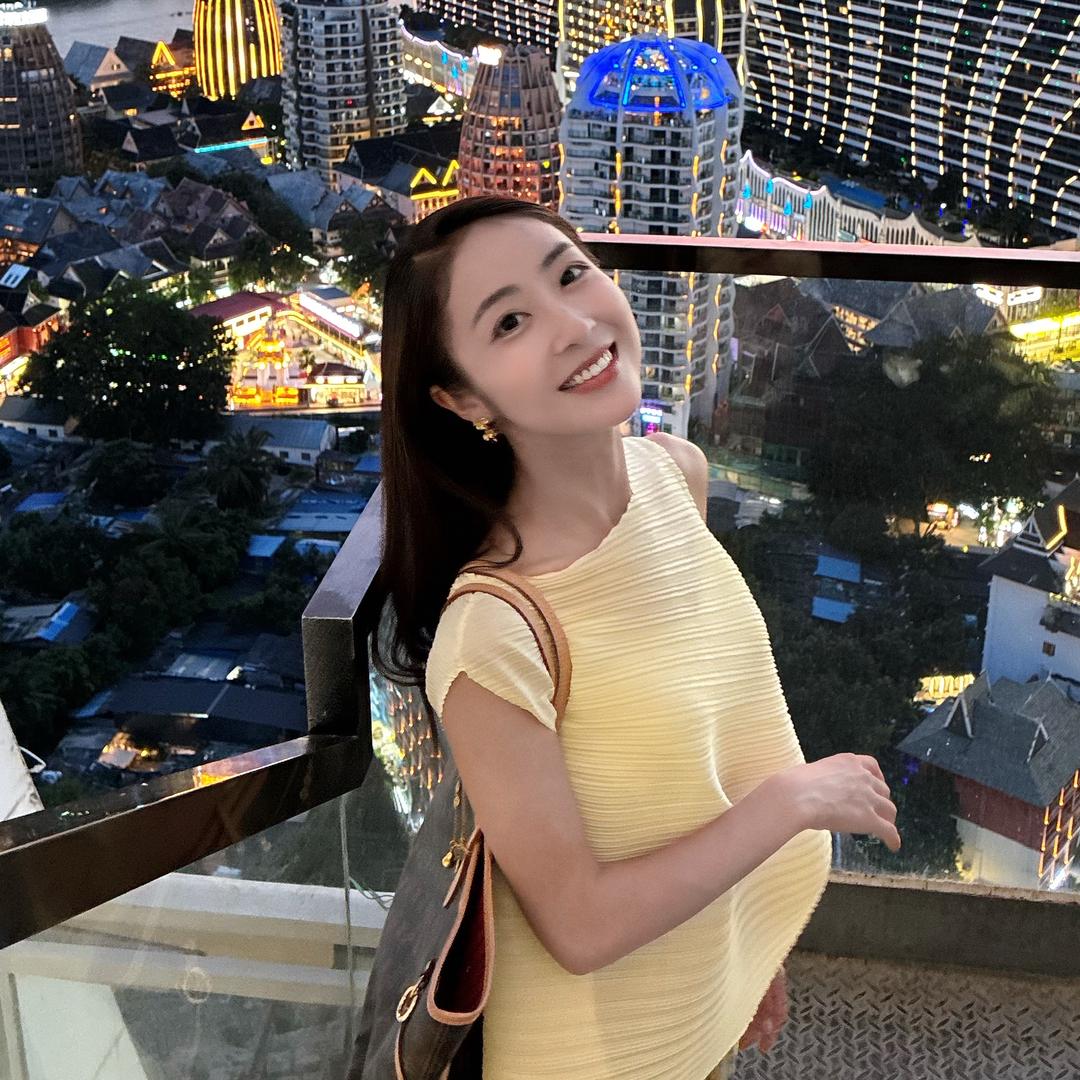 王月很快乐