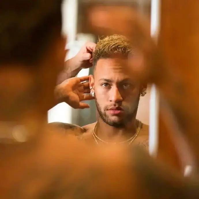 Neymar迷弟（拒绝暧昧）