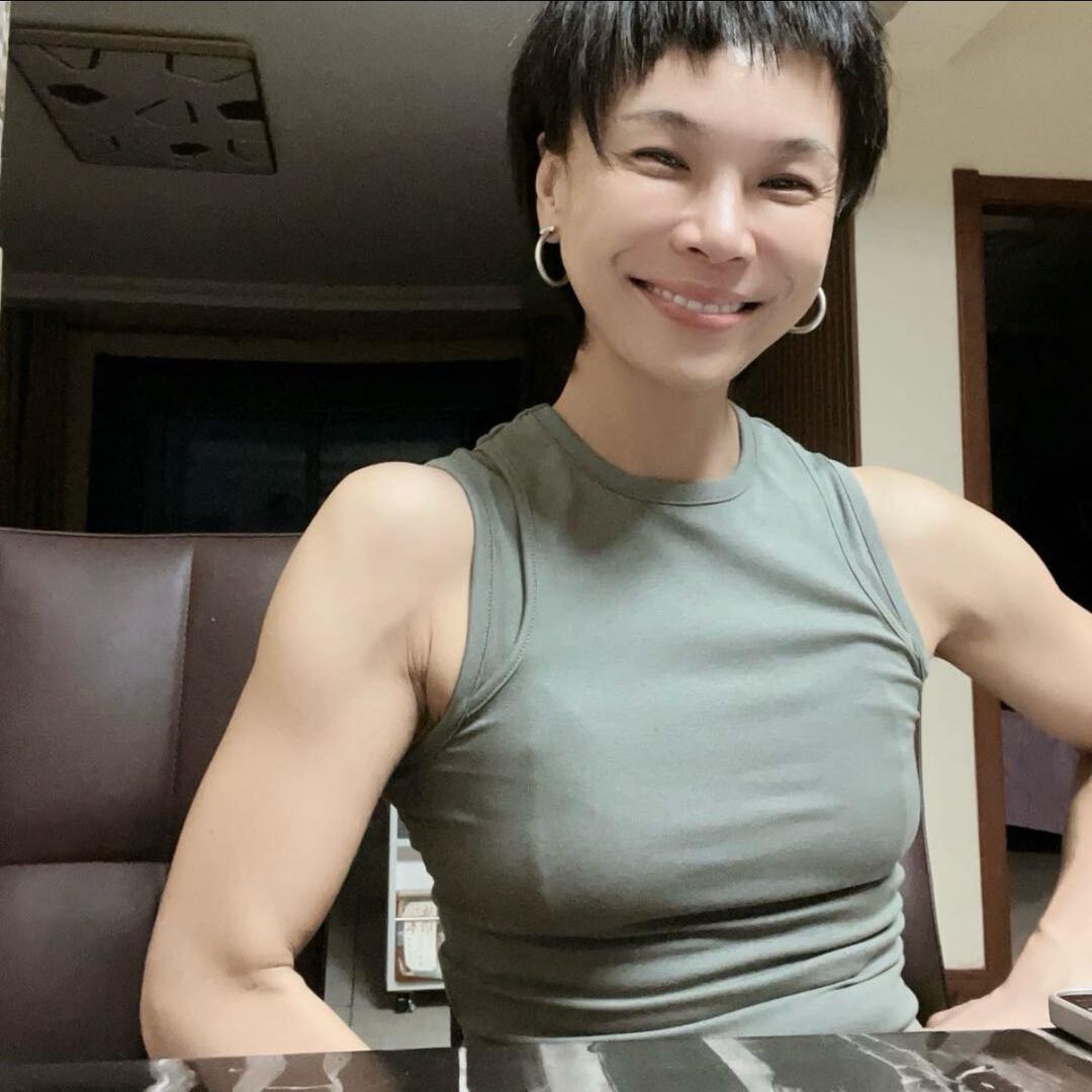 平平老师十年后领退休金