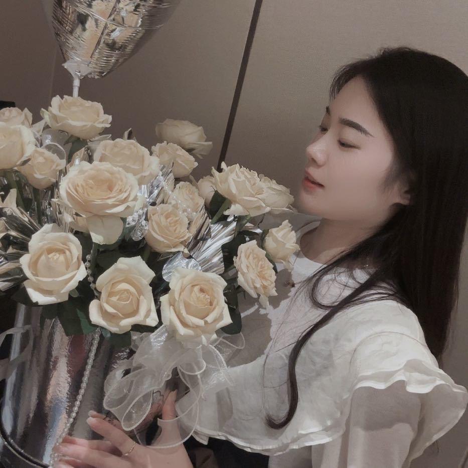 小雨 芮美名颜时代