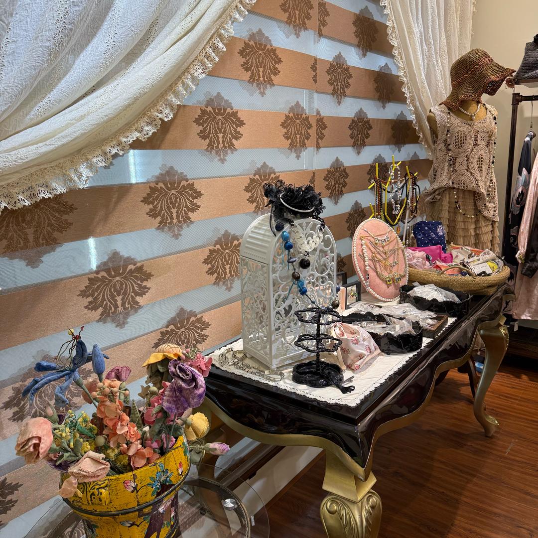 莲🪷莲的店   辽宁营口深港购物中心