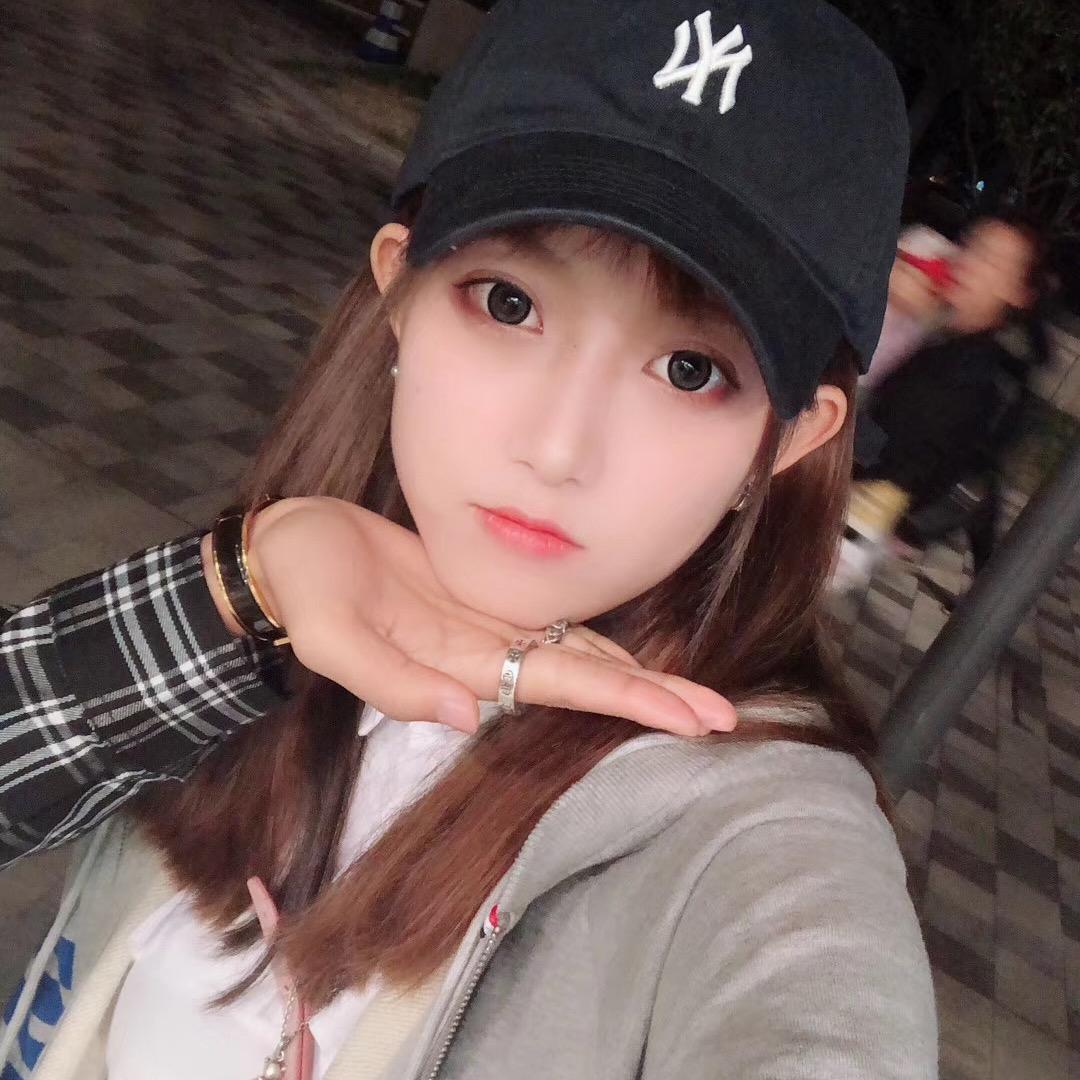 小鹿式女友