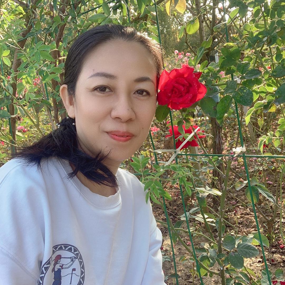 潘昵