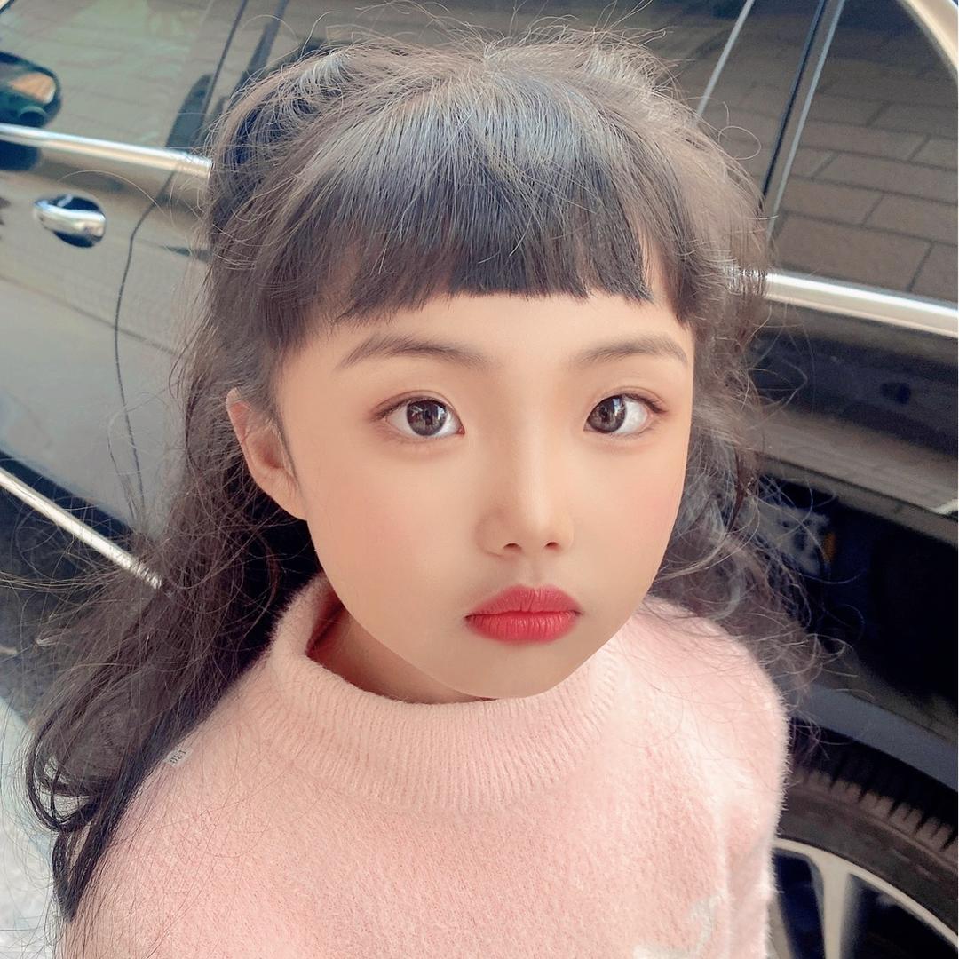 钒哥然妹
