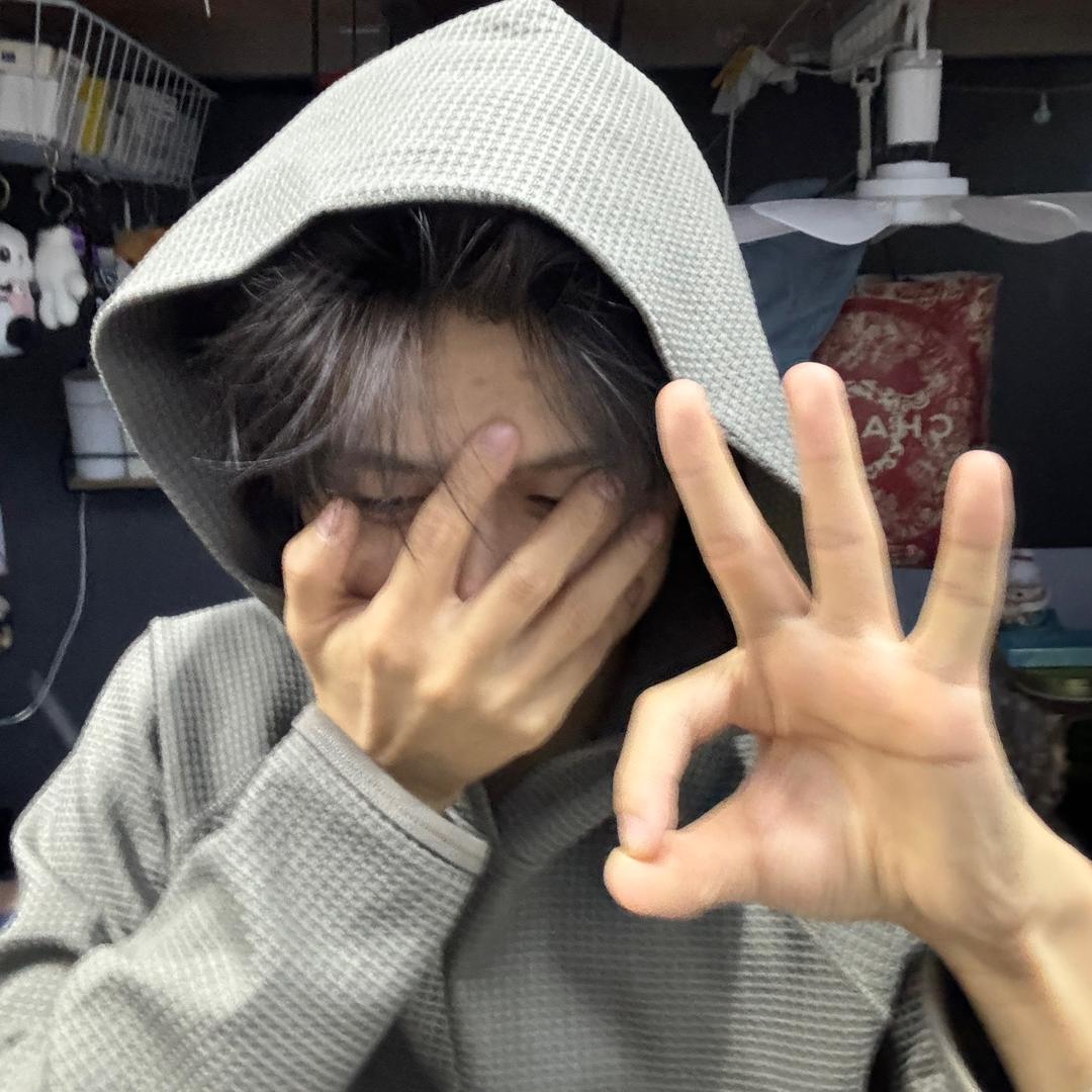 哈小小