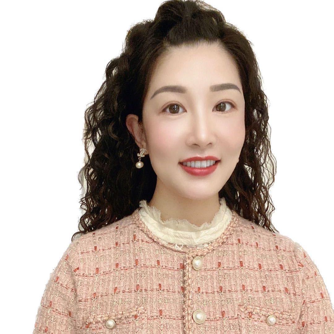 依依^_^
